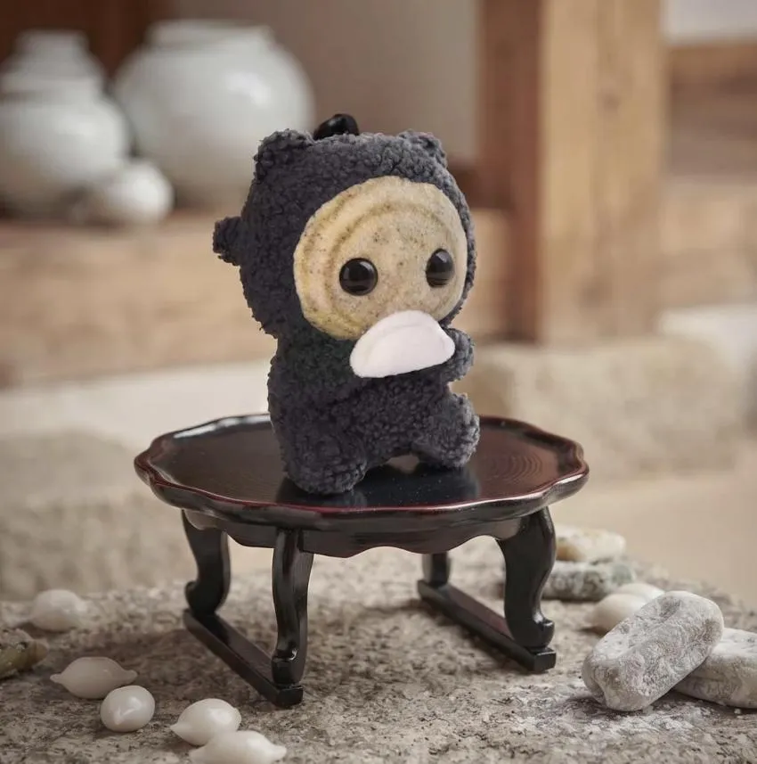 재입고)동궁 꺼먹살이 키링 13cm, 8cm